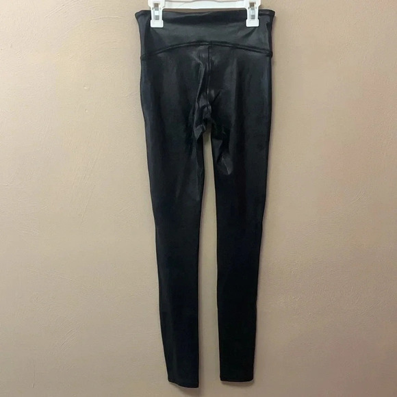 Spanx Faux Leather Leggings in Black Size Small - Picture 8 of 14